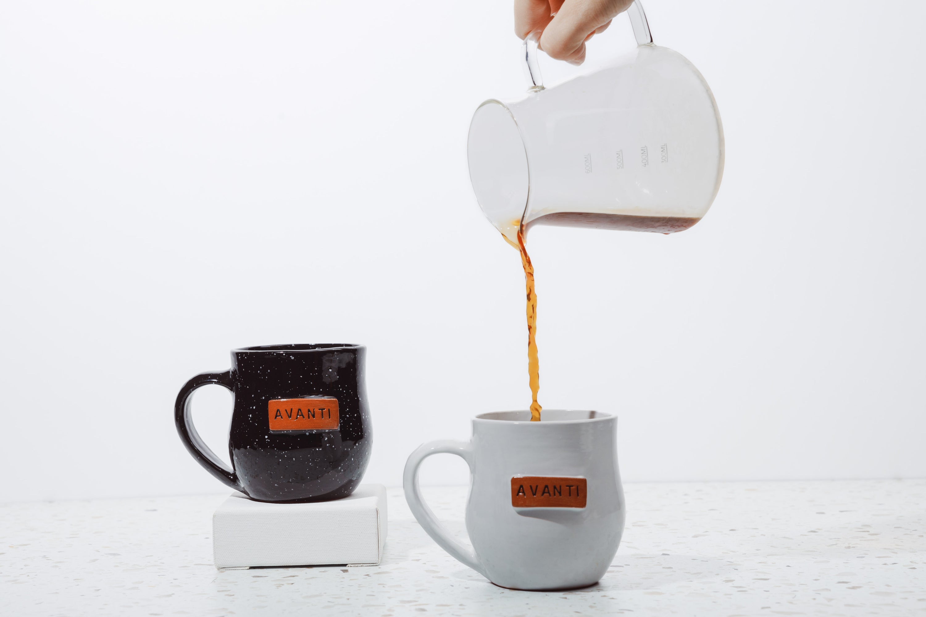 Avanti Mugs