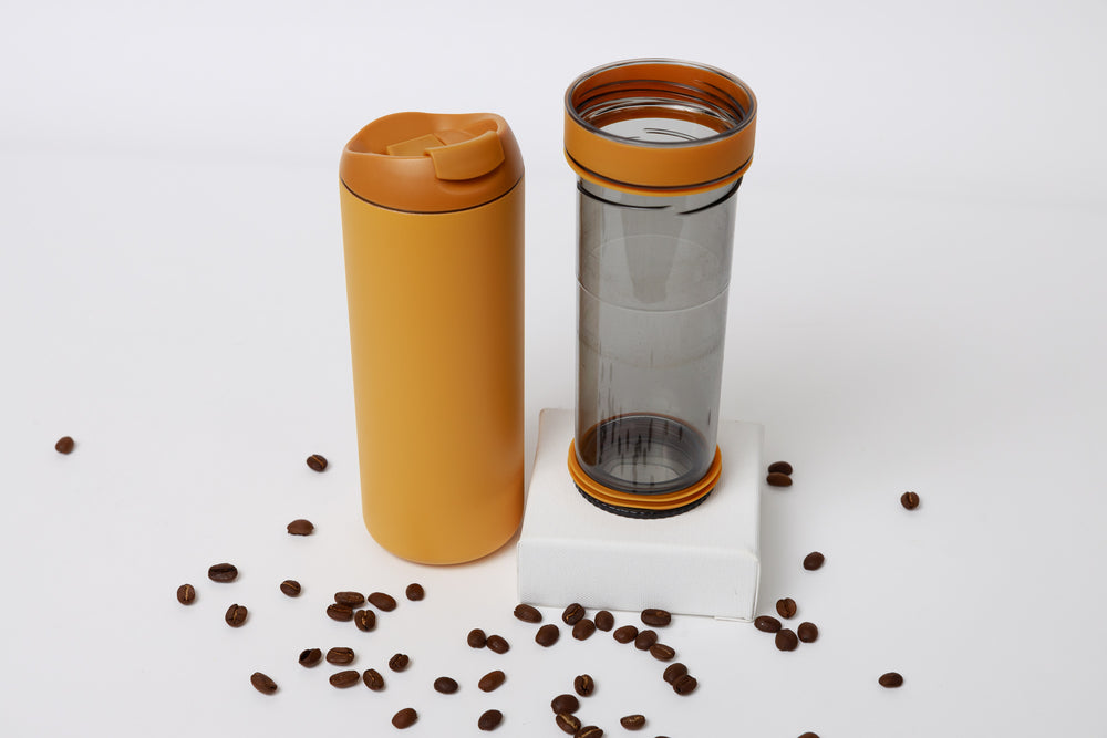 Travel Mug with Built in Brewing System