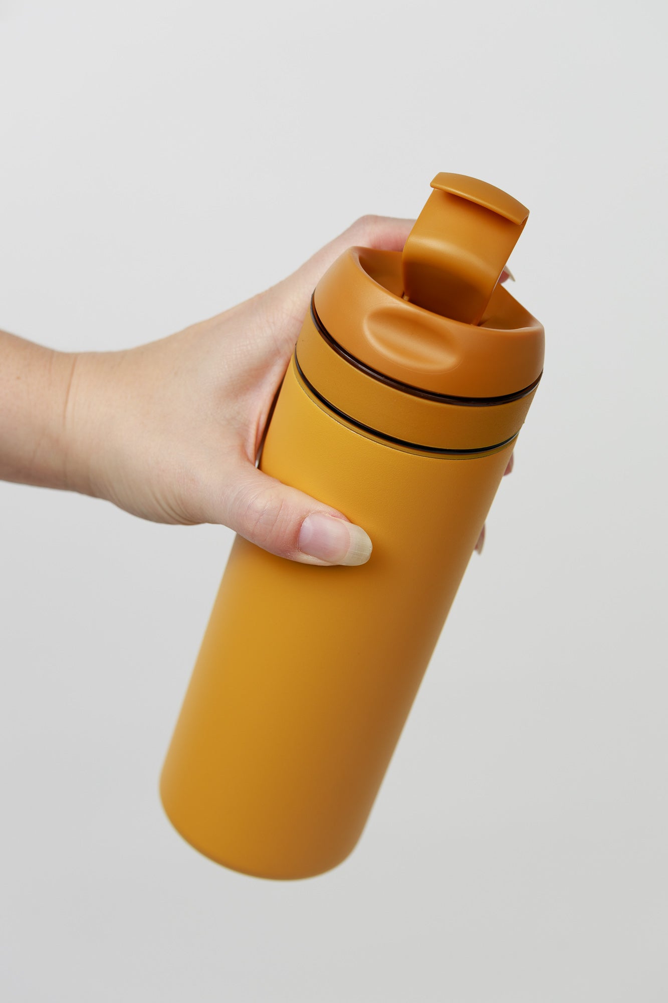Travel Mug with Built in Brewing System